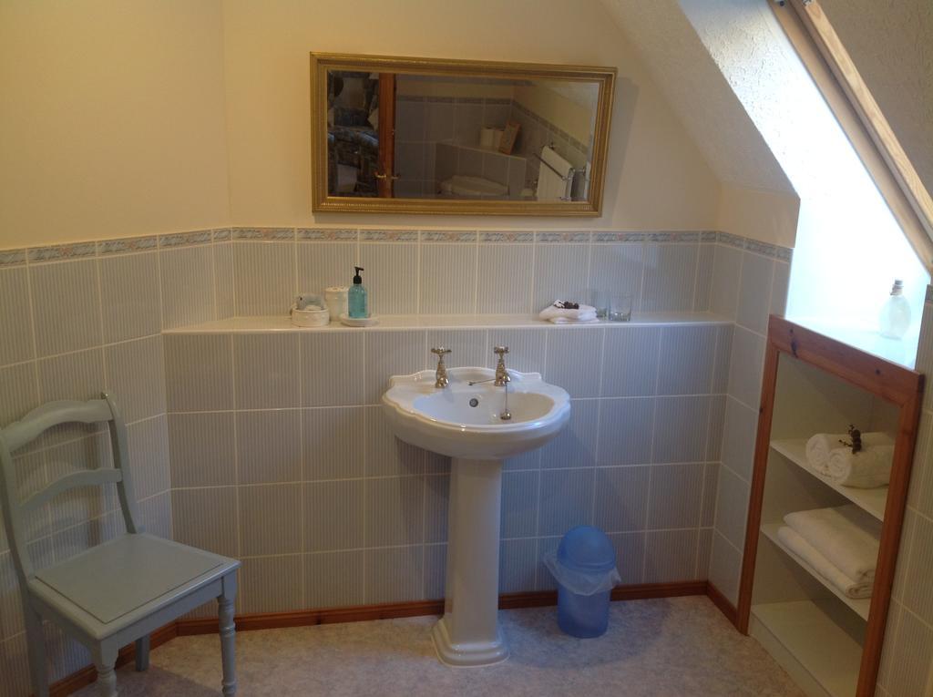 Lochview Guesthouse Contin Exterior foto